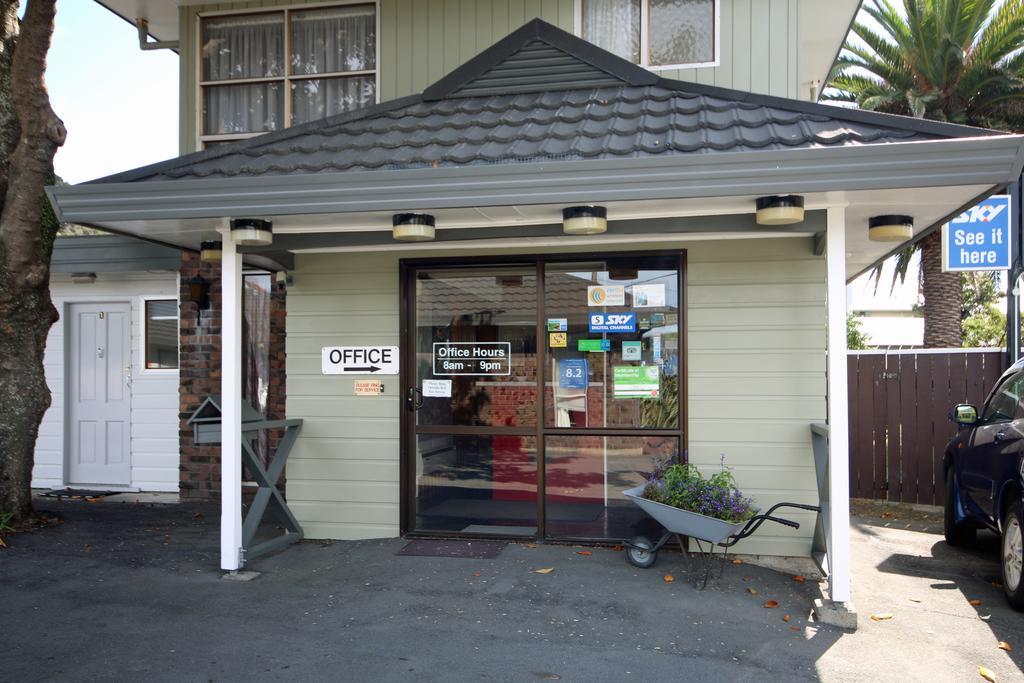 Midway Pacifica Lodge 로어허트 외부 사진