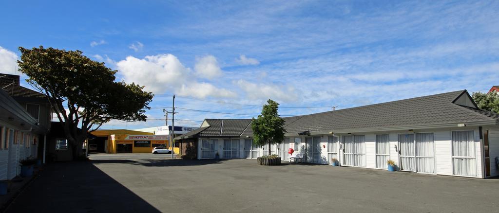 Midway Pacifica Lodge 로어허트 외부 사진